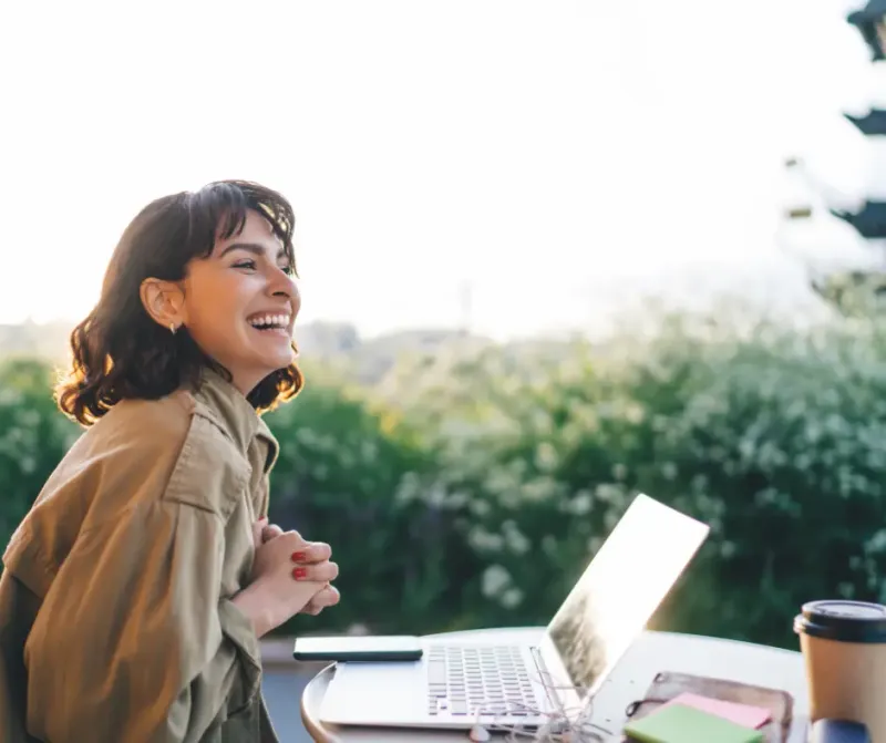 Digital nomad taxes for US citizens: FEIE, FBAR & the state residency trap